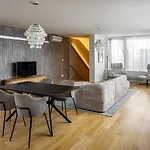Aparthotel Karlin By Tkc