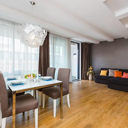 Empirent Karlin 4*