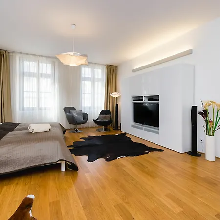 Empirent Karlin 4* Prag