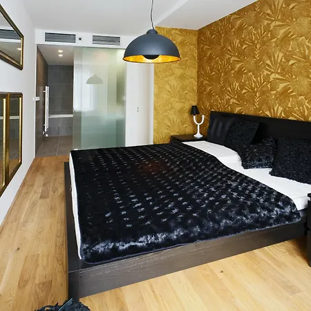 Empirent Karlin 4*