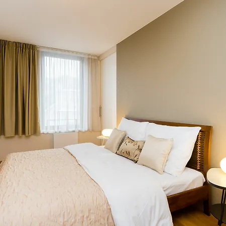 Empirent Karlin Aparthotel Prag