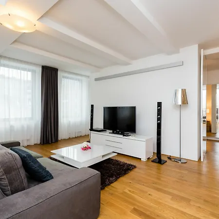 Empirent Karlin 4*