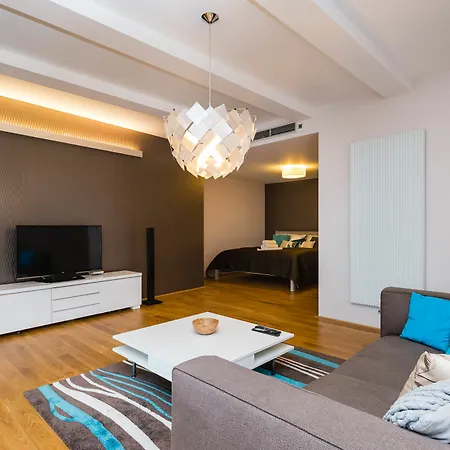 Empirent Karlin 4*