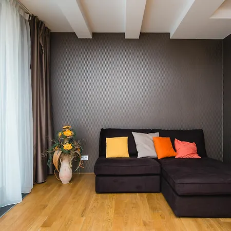 Empirent Karlin Prag