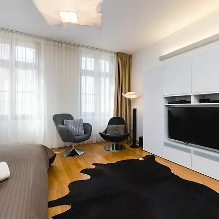 Aparthotel Empirent Karlin