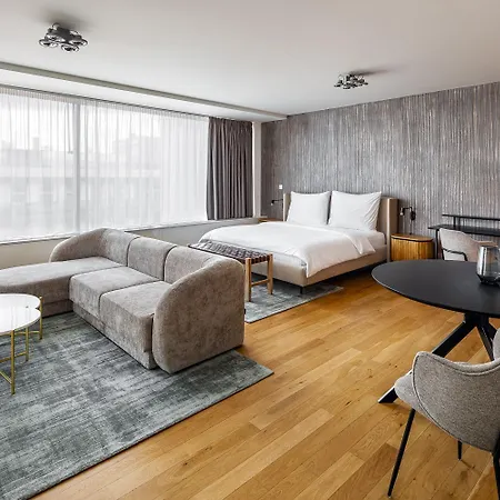 Aparthotel Karlin By Tkc 4*